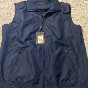 Men’s Medium Greg Norman vest